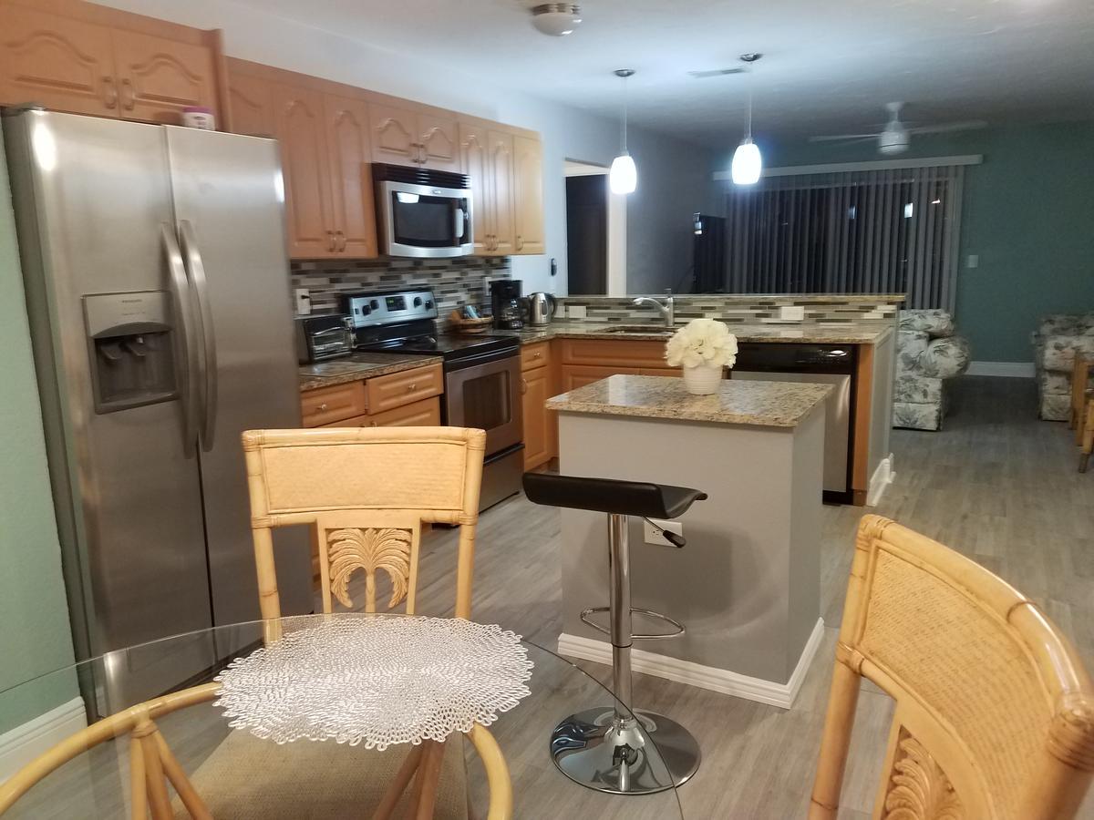 2Br/1Ba Vacation Rental - Sienna Park ซาราโซตา ภายนอก รูปภาพ